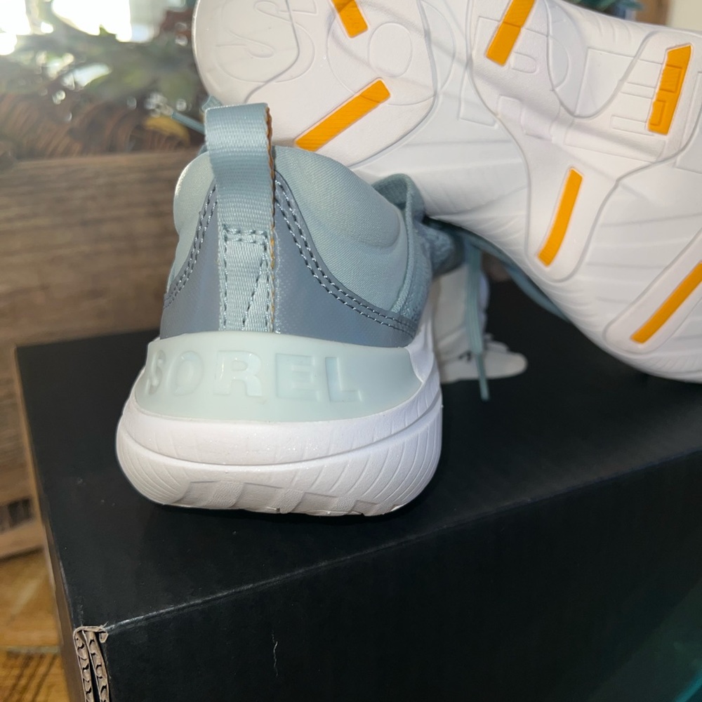 Sorel Explorer Blitz blue sneakers. Size 7.5. Brand new in box. - Picture 11 of 12